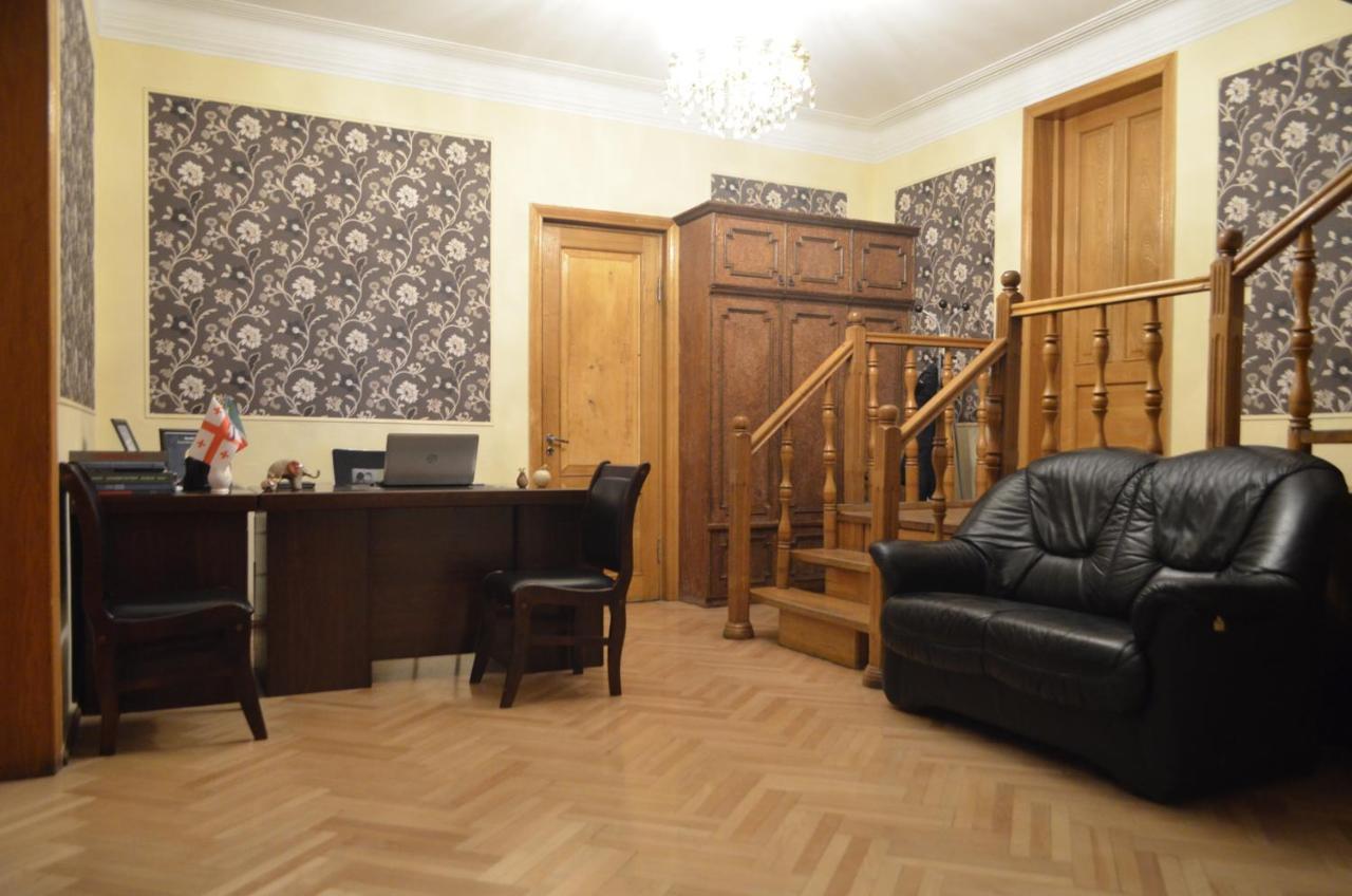 3G Residence Tbilisi Esterno foto